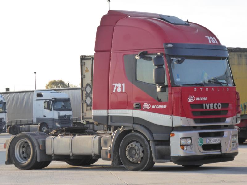 K800_Iveco Stralis Hi-Way  460 Arese 10.jpg