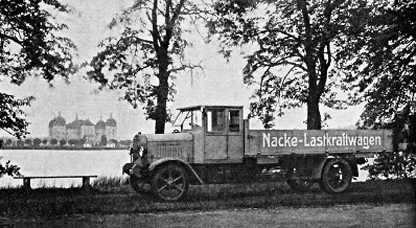 173 Nacke.jpg
