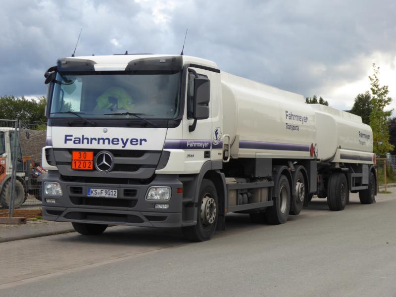 K800_MB Actros 2544 MP3 Fahrmeyer 1.jpg