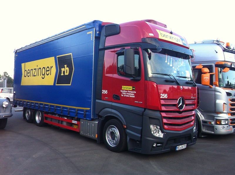 Truckertreffen Simmozheim 2014 003.jpg