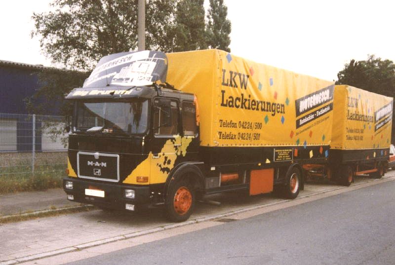 MAN_F8_HZ_Schwarz__2_[1].jpg