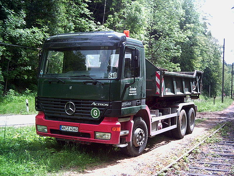 01 438.jpg