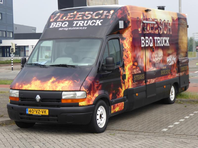 K800_Renault Master BBQ Truck 1.jpg