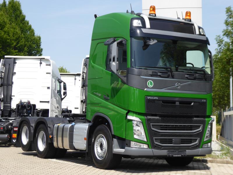 K800_Volvo FH 540 E6 SZM Grün 1.jpg