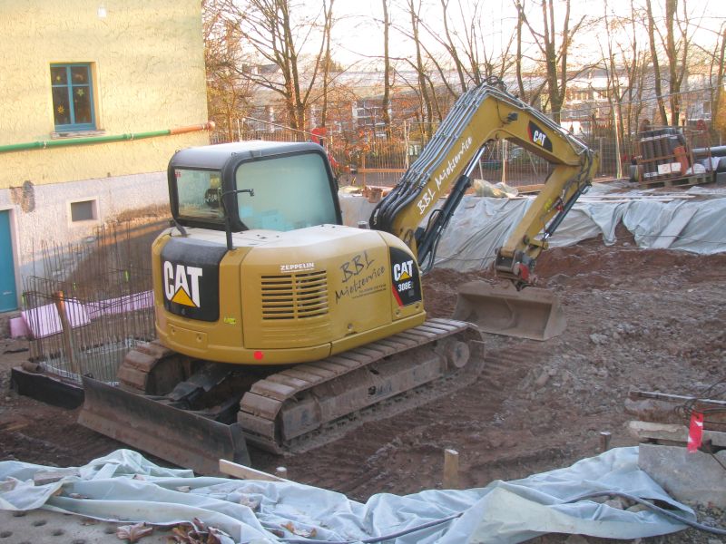 cat 308 bbl.jpg