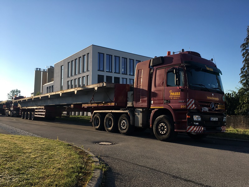 Paule Schwertransporte 001.jpg
