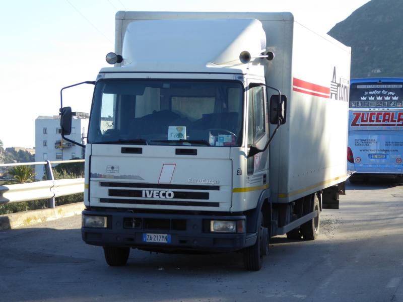 K800_Iveco Eurocargo 80E15 Artoni 1.jpg