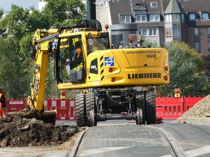 922 liebherr rail.jpg