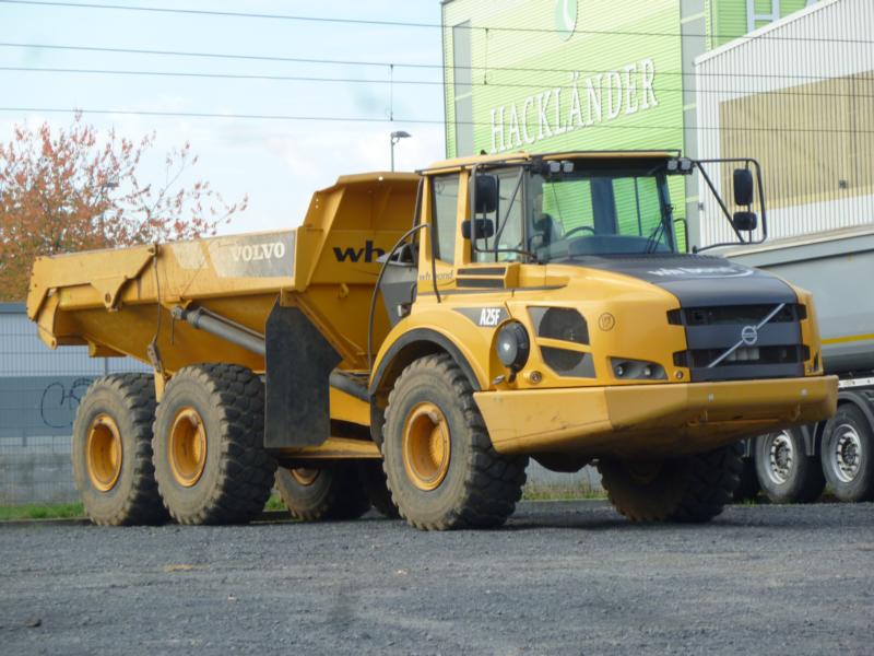 K800_Volvo A25F Gelb 1.jpg