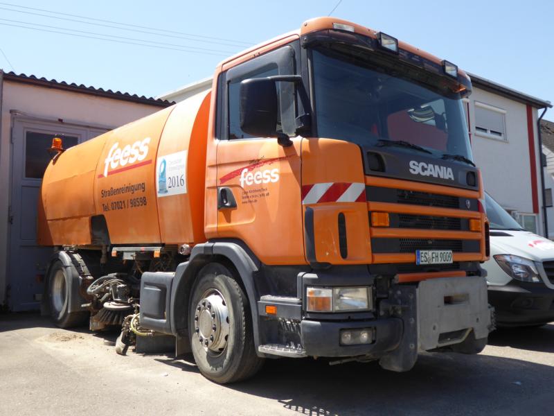 K800_Scania 94C 230  Fees 1.jpg