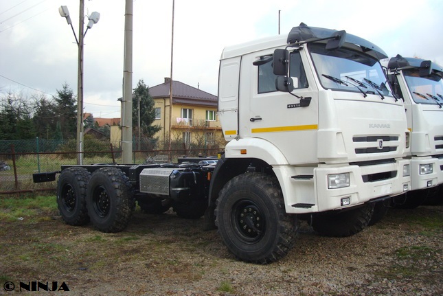 Kamaz_43118_6x6_ch_01.jpg