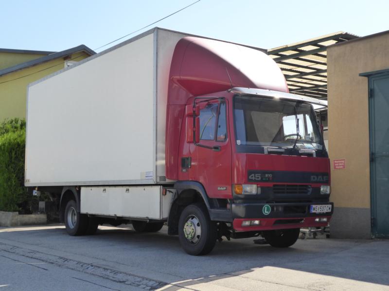 K800_DAF 45.210 Koffer 1.jpg