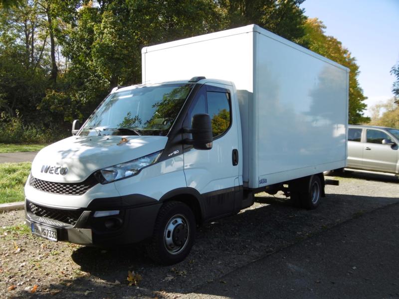 K800_Iveco Daily 35-150 Koffer Weiss 3.jpg