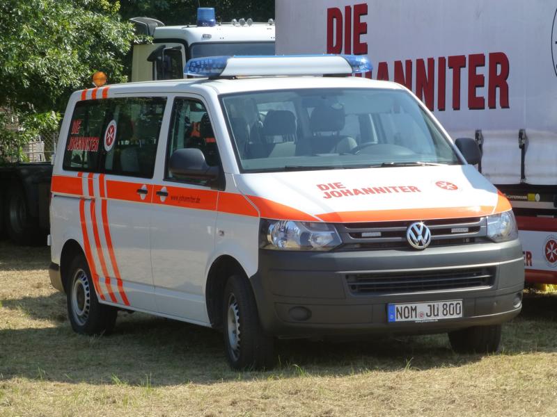 K800_VW T5 Johanniter 1.jpg