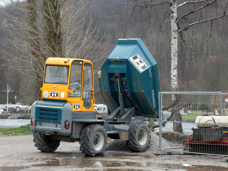 wacker neuson dumper.jpg