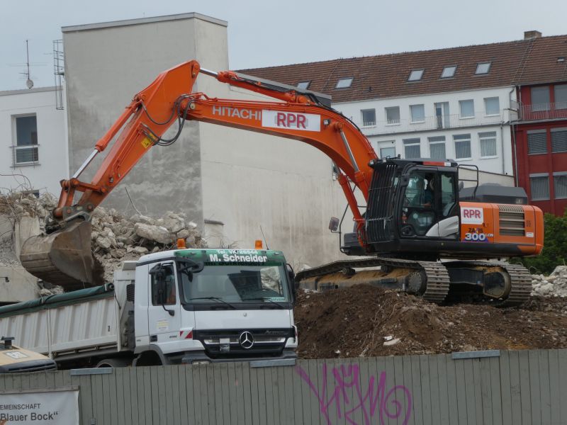 zaxis 300 aufladen.jpg