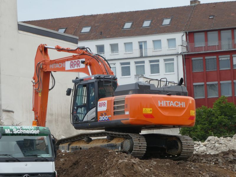 zaxis 300.jpg