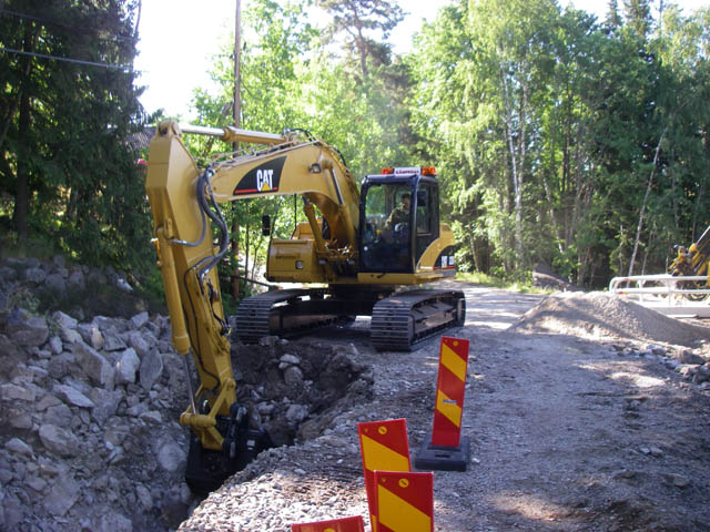 Cat 320DL RR kopllll.jpg