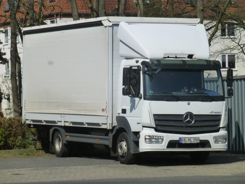 K800_MB Atego 814 E6 Pritsche Weiss 1.jpg
