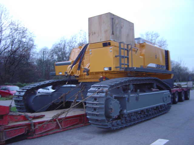 Liebherr 974 (14).jpg