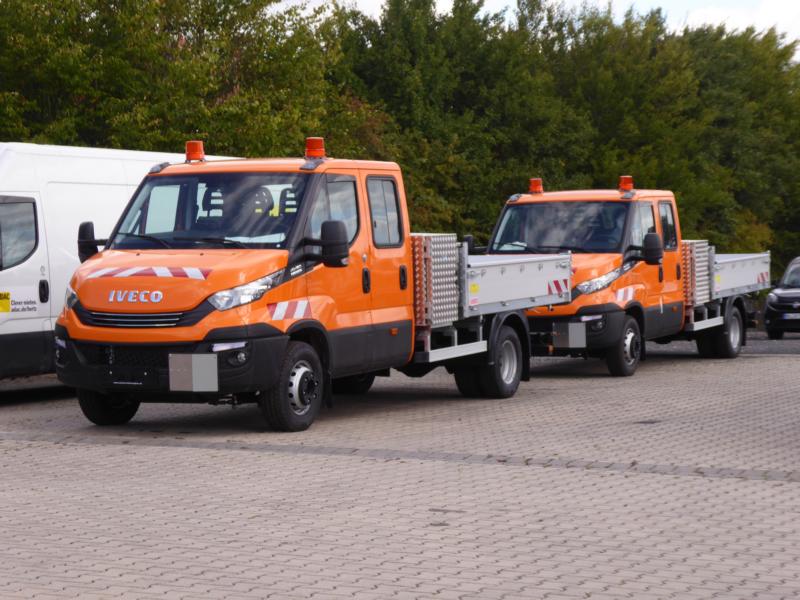 K800_Iveco Daily 70-180 Orange 2.jpg