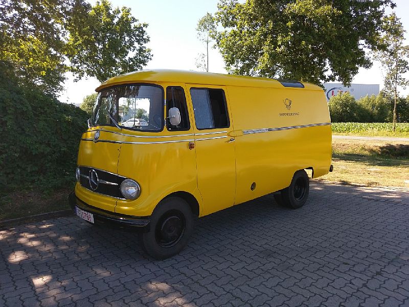Baumaschinenbilder.de - Forum | Oldtimer-LKWs | gelbe (und graue) Postautos