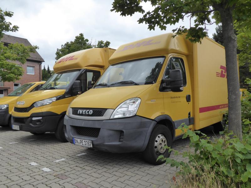 K800_Iveco Daily DHL Duo 1.jpg