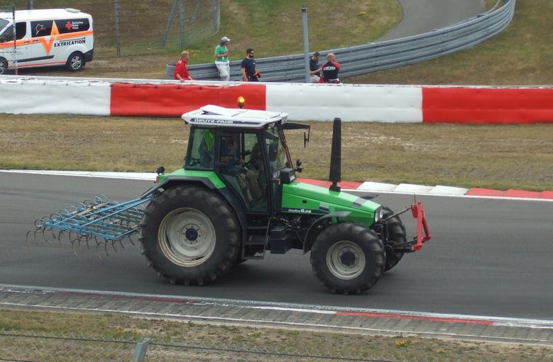 DSCF2077.jpg