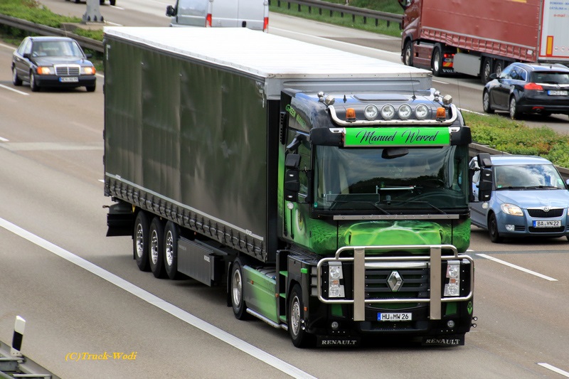 Werzel Renault Magnum3.520 ´Green Mamba´ HU-JW 26 2019 05 03 FRAWEB.jpg