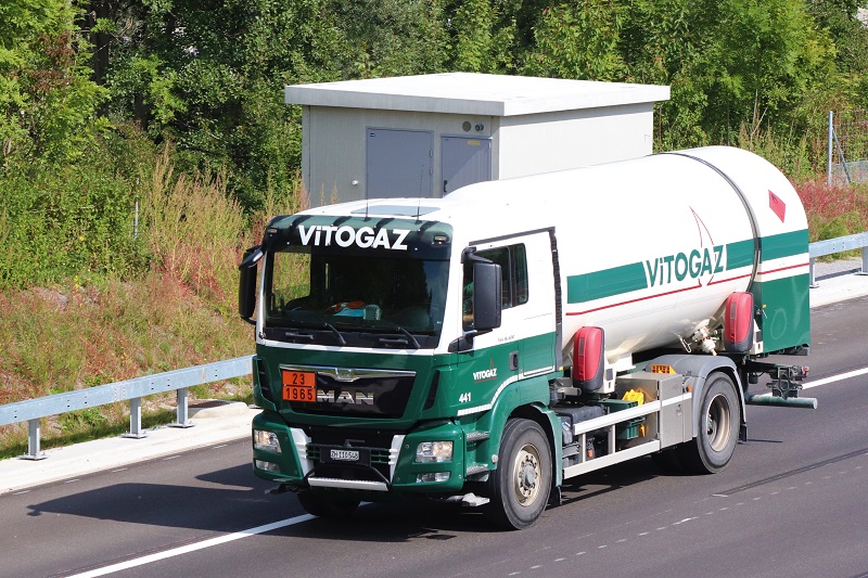 MAN TGS E6 L 18.400 Tankwagen 2a Vitogaz.jpg