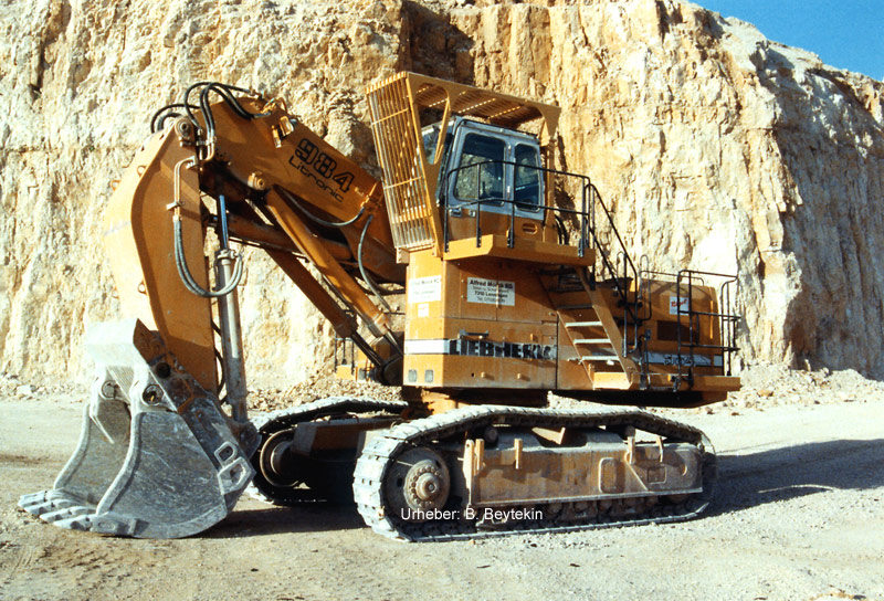 Liebherr_R984-HL_Moeck_1.jpg