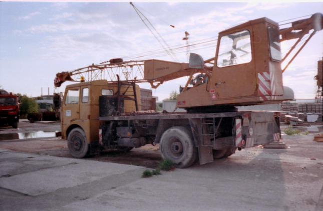 Jelcz 325 4x2 Hydros K 102 04.jpg