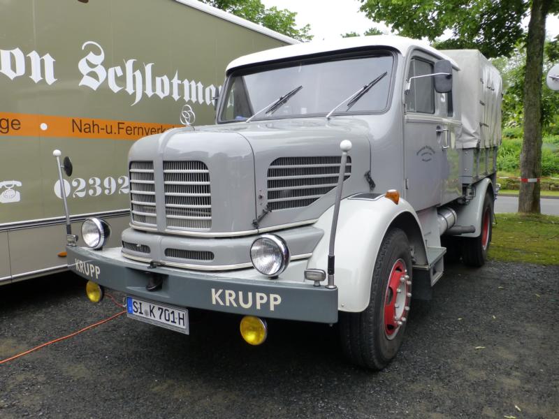 K800_Krupp Zugmaschine Grau 1.jpg