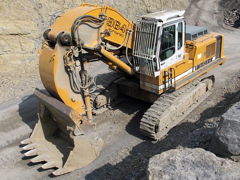 R964B-HL_02.jpg