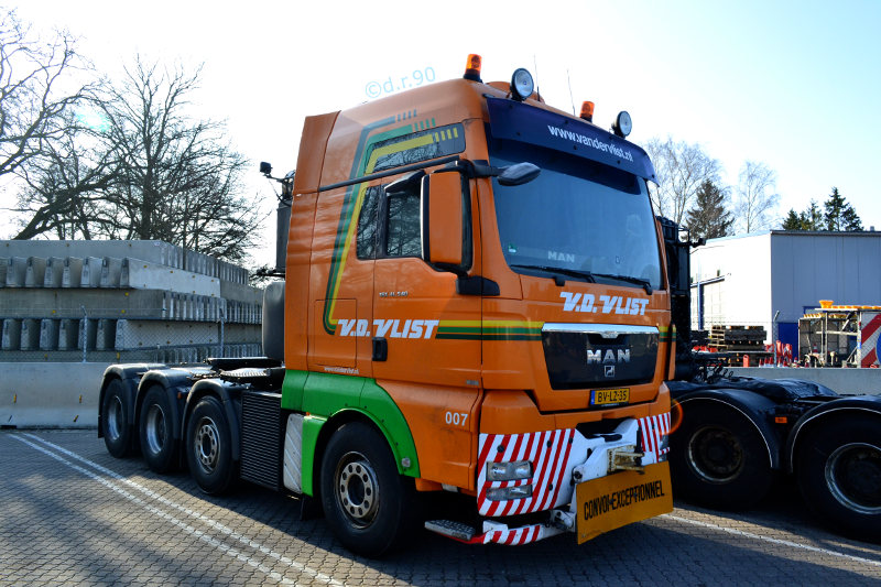 MAN TGX XXL 41.540 v.d.Vlist[NL].jpg