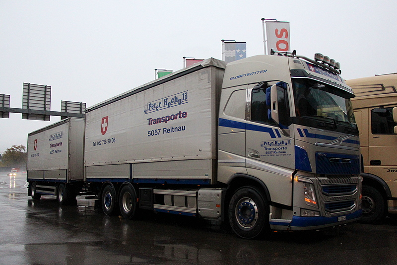 Hochuli Volvo FH15 GLobeXL PPHZ  Schweiz 2019 Tim IMG_7575 web.jpg