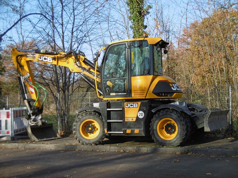 JCB 110W Hydradig Gelb 2 (Copy).jpg
