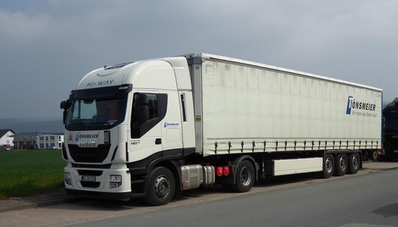 Iveco Stralis Hi-Way 460 Tönismeier 2 (Copy) (2).jpg