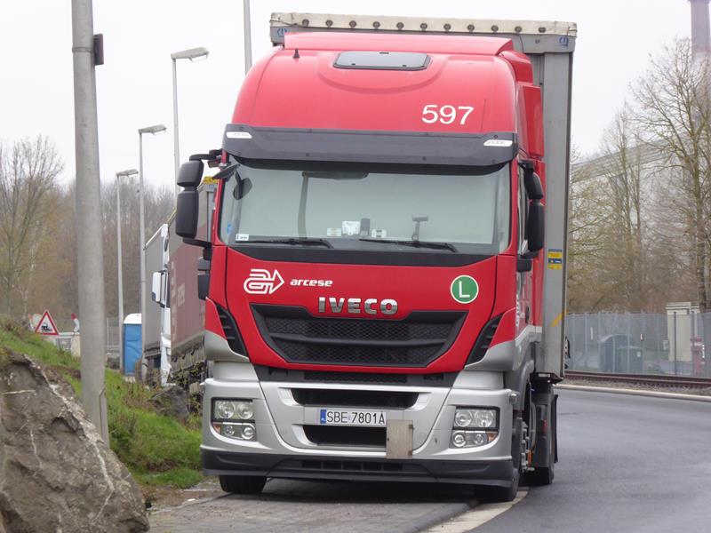 Iveco Stralis Hi-Way 460 Arese 8 (Copy).jpg