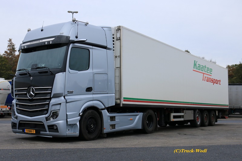 MB Actros5 1863 ´Edition 1´ 11-BNV-7 2019 10 30 RS-Weiskirchen-Nord.jpg