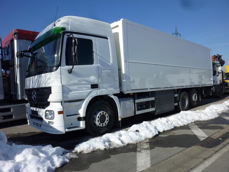 MB Actros MP2 Getränkelaster 1 (Copy).jpg