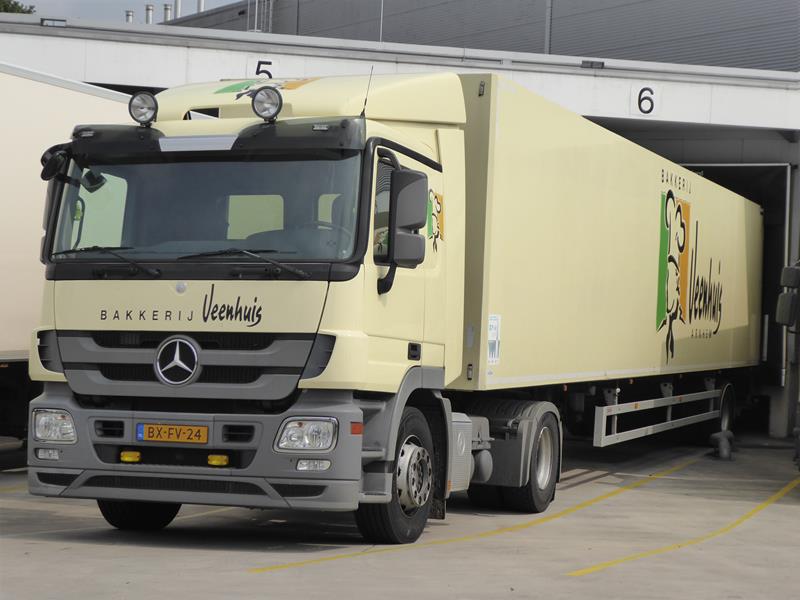 MB Actros 1832 MP3 Bakerij Venhuis 2 (Copy).jpg