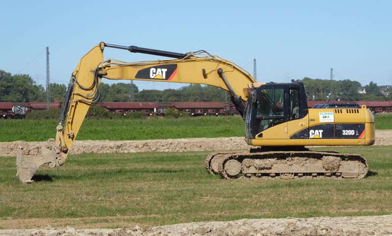 Caterpillar 320D L Gelb 1 (Copy).jpg