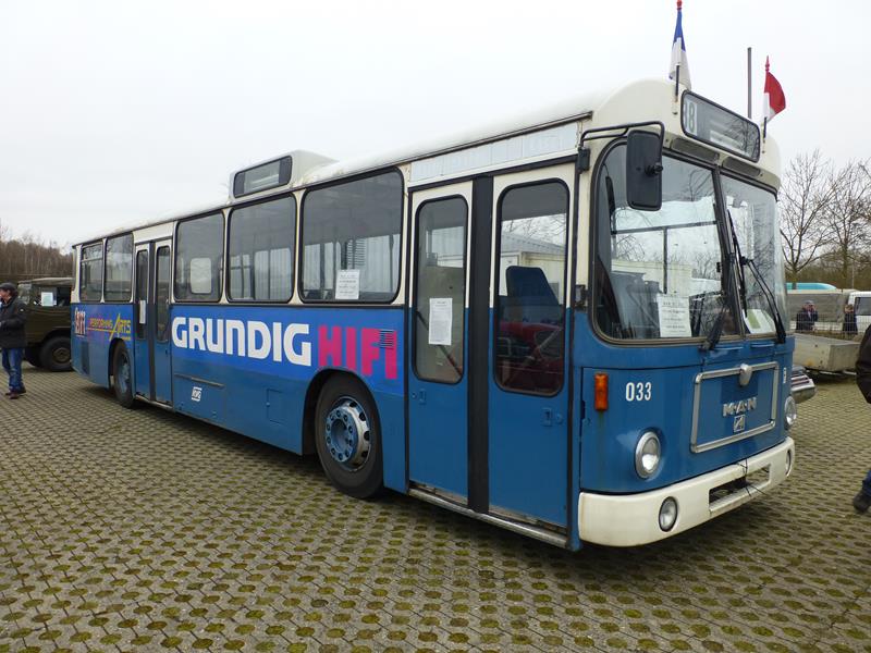 MAN SL 200 Blau 2 (Copy).jpg