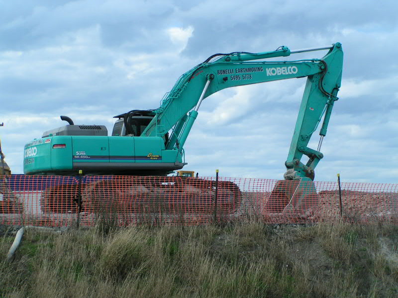 Kobelco SK450LC 1.jpg