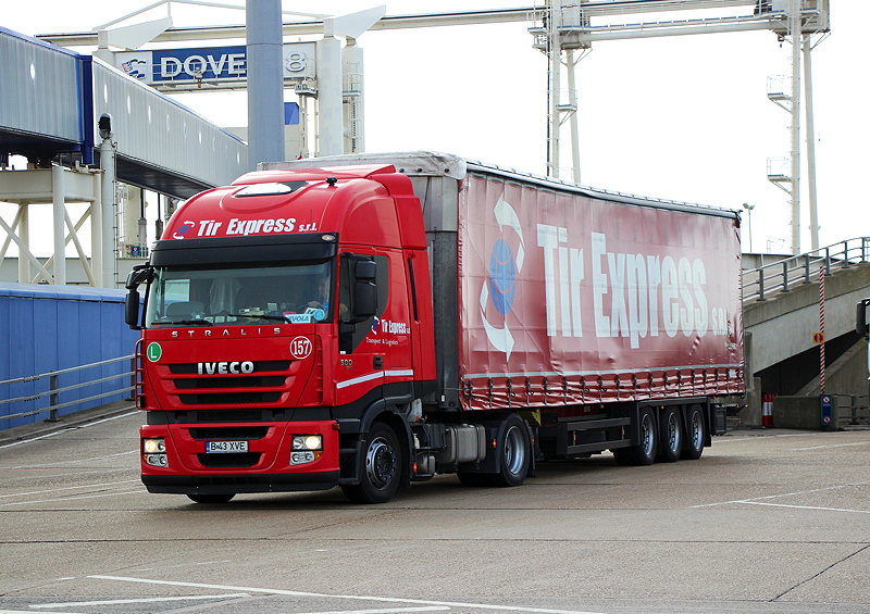 TIR Express Iveco Stralis MEGAPPSZ  Dover 2016 web b.jpg