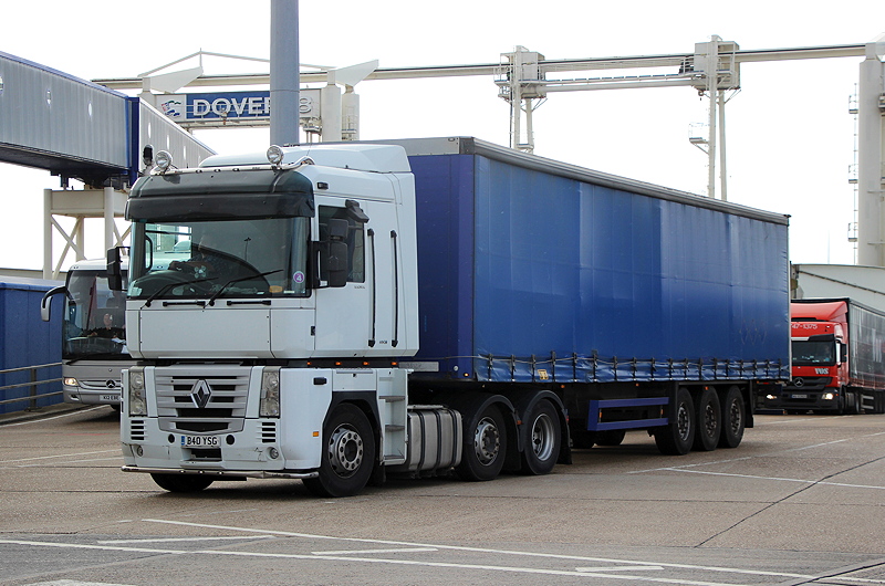 Renault MAgnum PPSZ  Dover 2016 web b.jpg