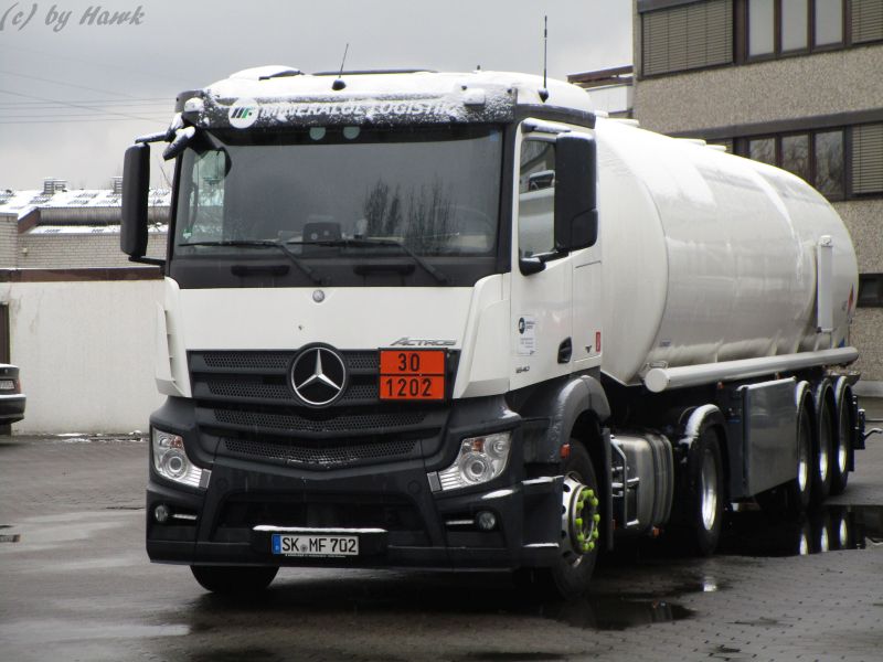 MB Actros 1840 - Mineralöl Logistik.jpg