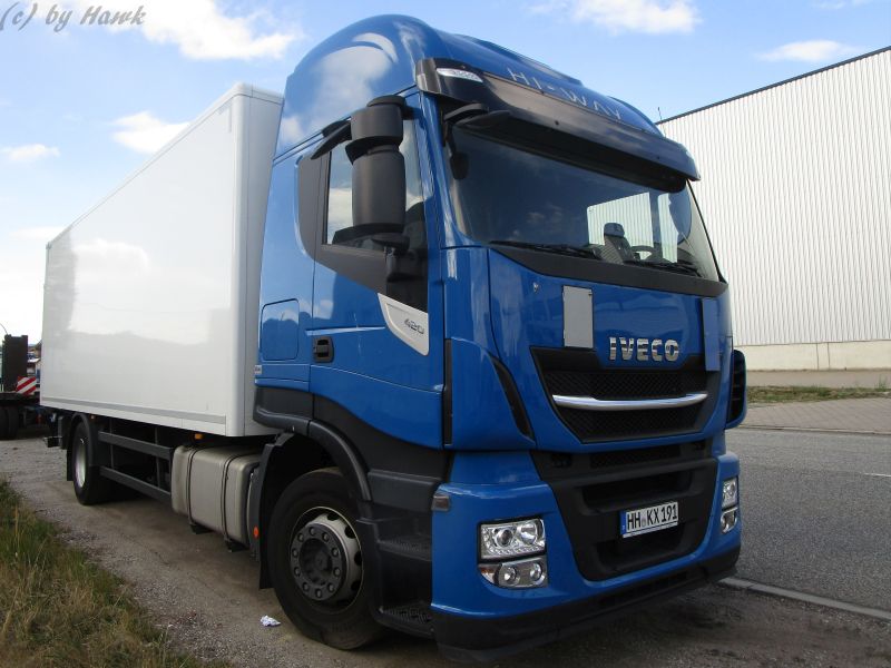 Iveco Stralis 260 S 42 Hi-Way XP (D).jpg