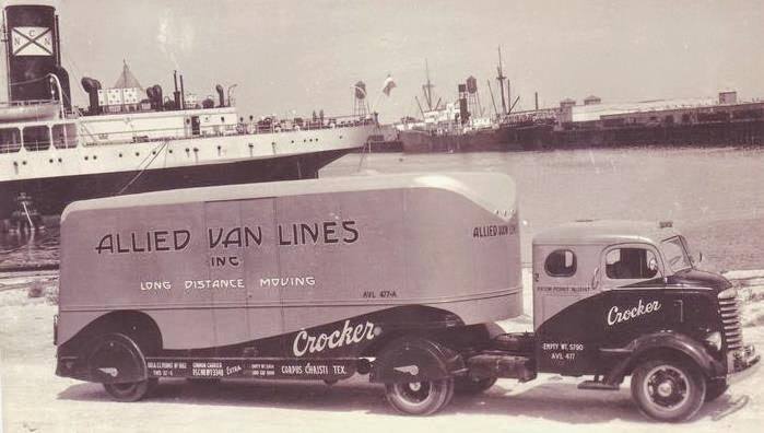 Brian Collins‎.jpg